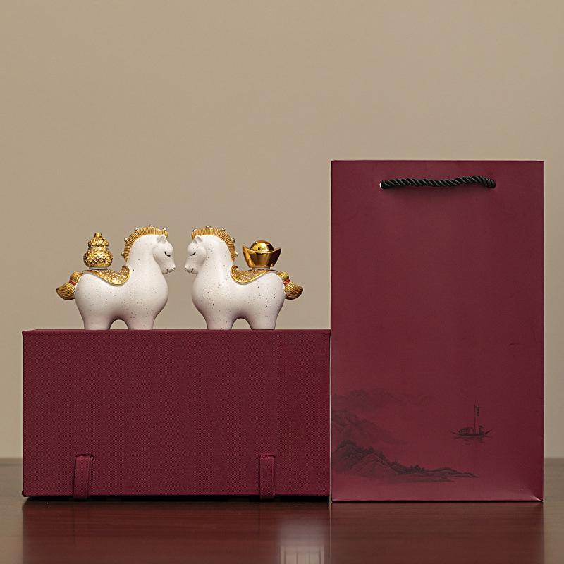 Horse Ornament for Prosperity, Handcrafted Resin Table Décor with Spinnable Gold Ingots and Gourds, Fortunate Feng Shui Present
