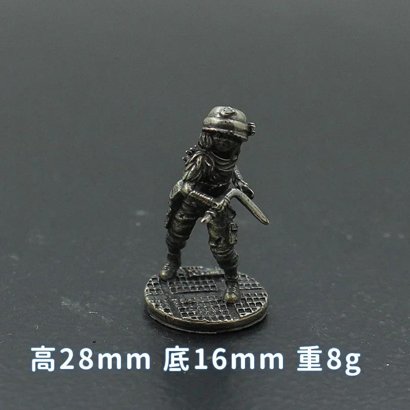Retro Metal Miniature Warrior Model Cyberpunk Technological Sense Soldier Mannequins Desktop Game Ornaments Gifts