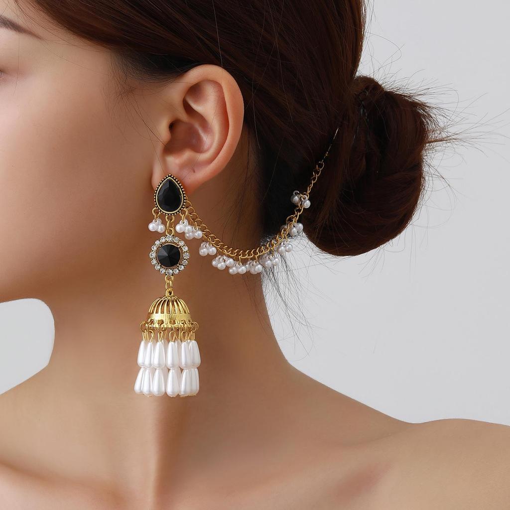 Bohemian Rhinestone Ethnic Tassel Earrings: Elegant Retro Ear Chains