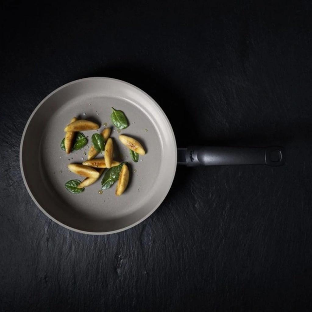 Fissler Frying Pan 20cm Cerataru Classic Gas IH Compatible PFAS PTFE Free Long Lasting Ceramic Coating Made In Germany Japanese Non-stick [Authorized