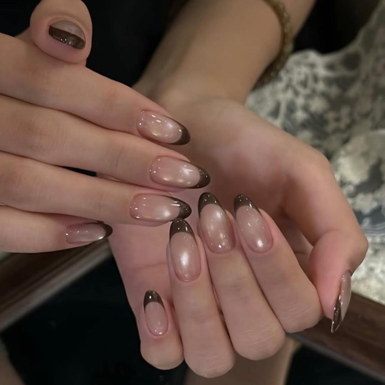 Brown French Cat Eye Glitter Short Almond False Nails - Autumn Winter Collection