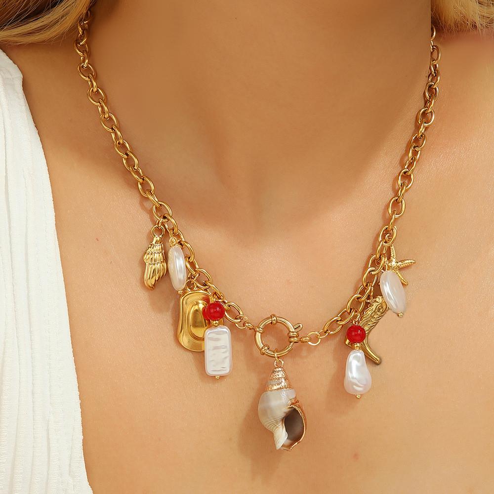 Collier Ocean Star en acier inoxydable avec pendentif coquillage géométrique pour un style unisexe