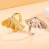 Ozean Serie 18 Karat Gold Muschel Edelstahl Ring: Lässiger Resort-Stil mit Vakuum-Ölpressen-Beschichtung.