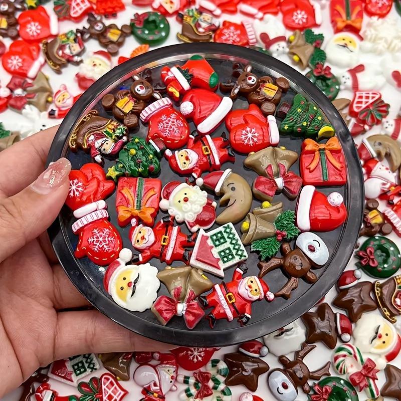 100pcs Mixed Christmas Resin Accessories Decorative DIY Craft Kit with Snowmen Reindeer Christmas Jewelry Ornaments Supplies Kid