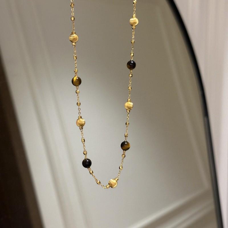Retro Tiger Eye Stone Necklace - Versatile Maillard Style for Autumn & Winter Sweaters, High-End Luxury Accessory.