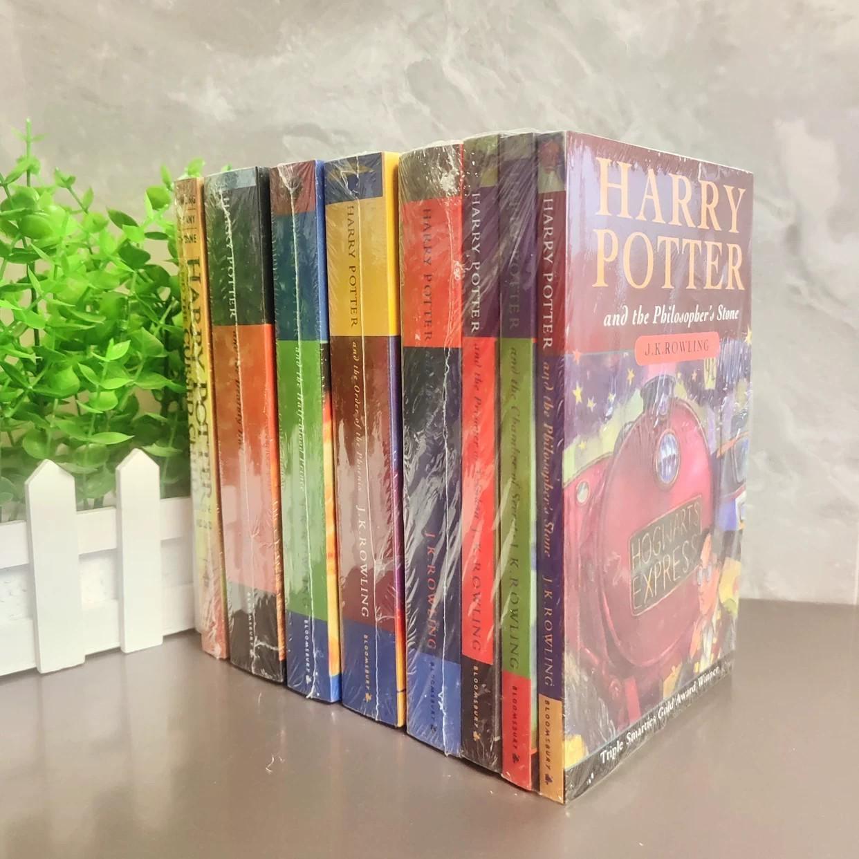 Гарри Поттер Полная серия из 8 книг: английское издание (Включает «Гарри Поттер и философский камень»)