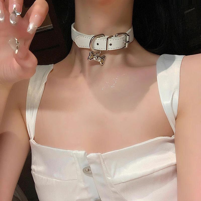 Trendy Punkový Barevný Náhrdelník s Kostí a Drápem pro Ženy Vynikající PU Kožené Přívěsky Choker Sladké Cool Párty Šperky Y2K Dárky