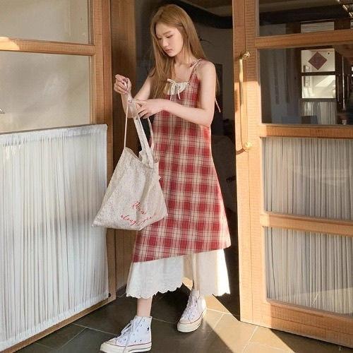 Lace splicing plaid suspender skirt dress women's summer new thin fake two-piece skirt A-shaped skirt