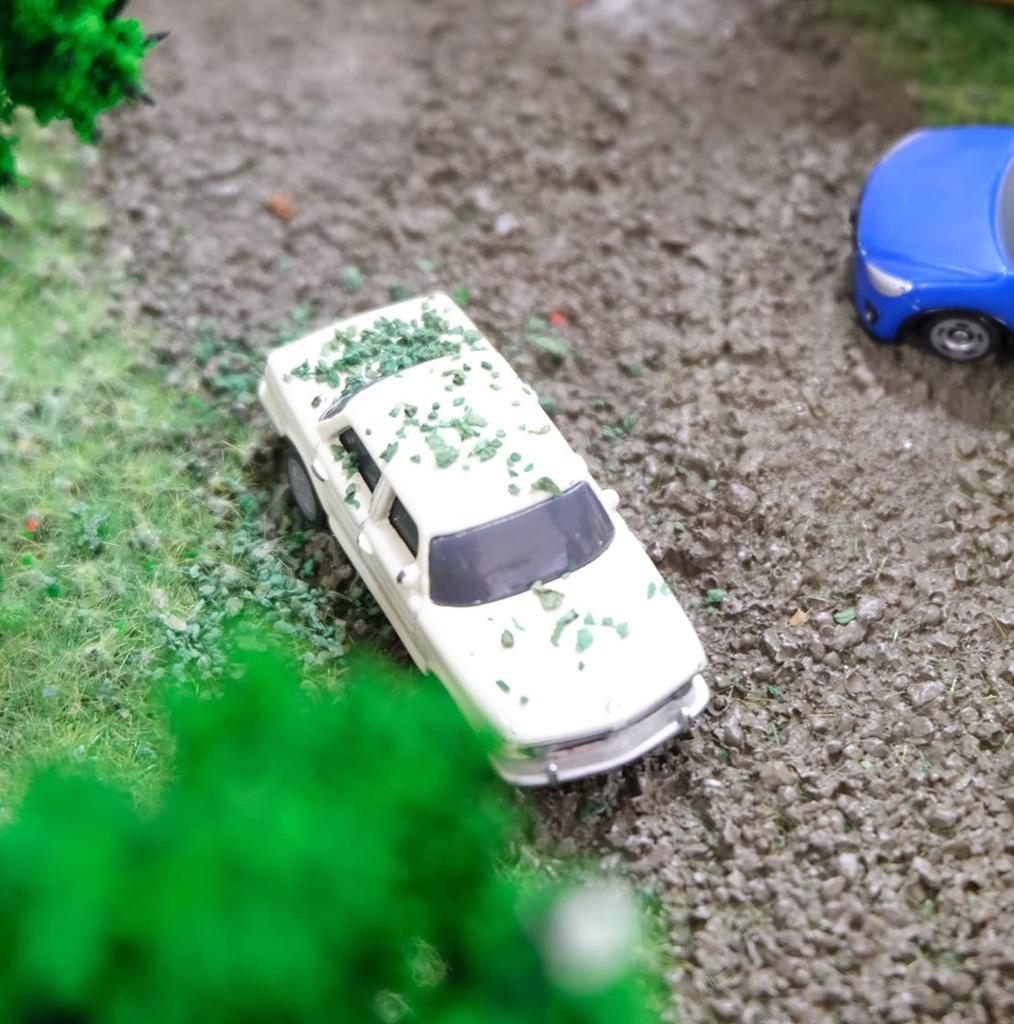 YNAK Diorama Model and Other Scenery Materials for Glass Model Miniature and Railway Models Leaves, Trees, Buildings, Gardens, (Emerald/Grains, 250ml)