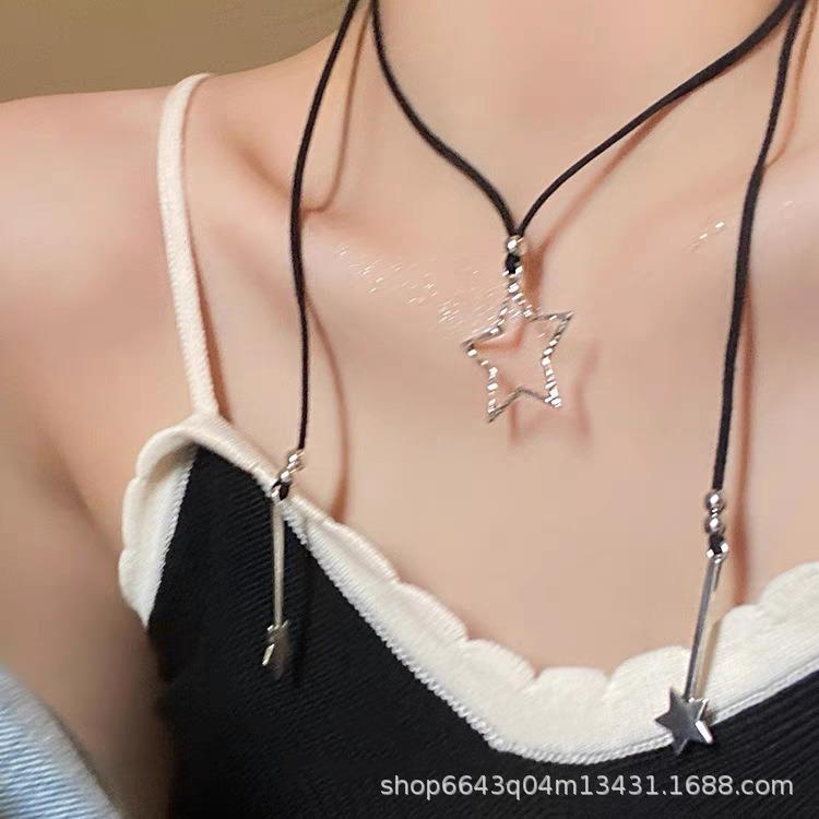 Vintage pentagram fringed collar women's summer 2024 new fashion long neck strap sweet cool babes collarbone chain