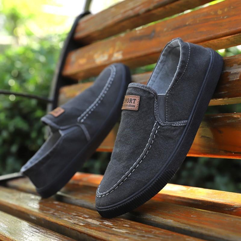 Scarpe da uomo estive nuove con suola piatta scarpe di stoffa vecchia Pechino scarpe da ginnastica scarpe da skateboard scarpe lazy da infilare traspiranti autunnali