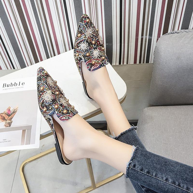 Spring and Summer New Sexy Printing Hot Diamond Rivets Pearl Pointed Head Bag Head Graffiti One-word Slippers