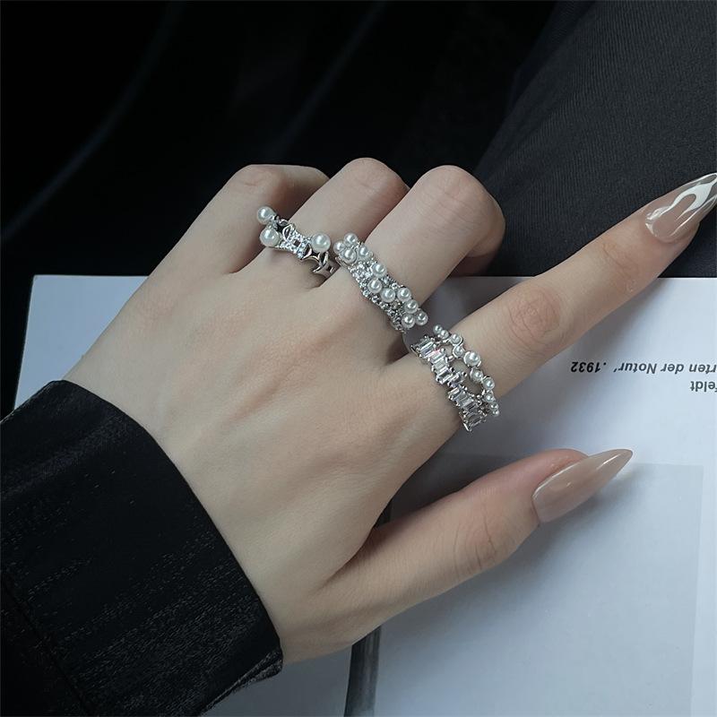 Sky Mirror Light Luxury High-End Zircon Niche Design Fashion Open Ring Pearl Stacked Ring Woman
