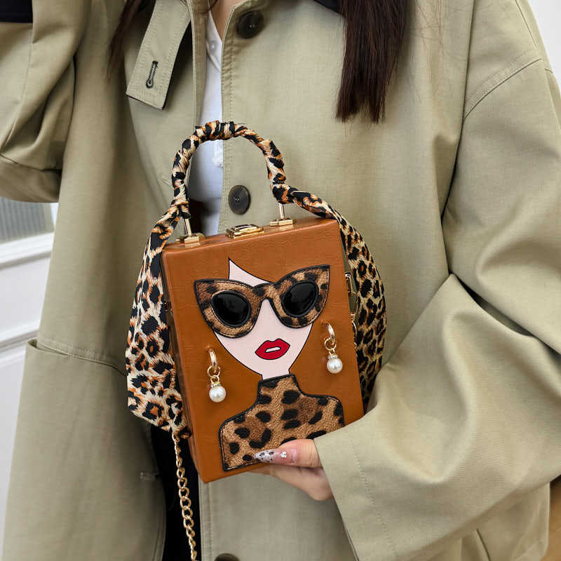 Women's bag spring new fashion funny personality beautiful woman small square bag shoulder messenger bag box bag