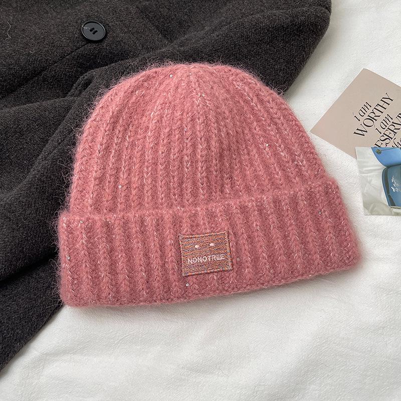 2025 Women's High-Quality Wool Knit Beanie: Autumn & Winter Style with Warm Ear Protection, Fashionable & Versatile for Large Head Circumference