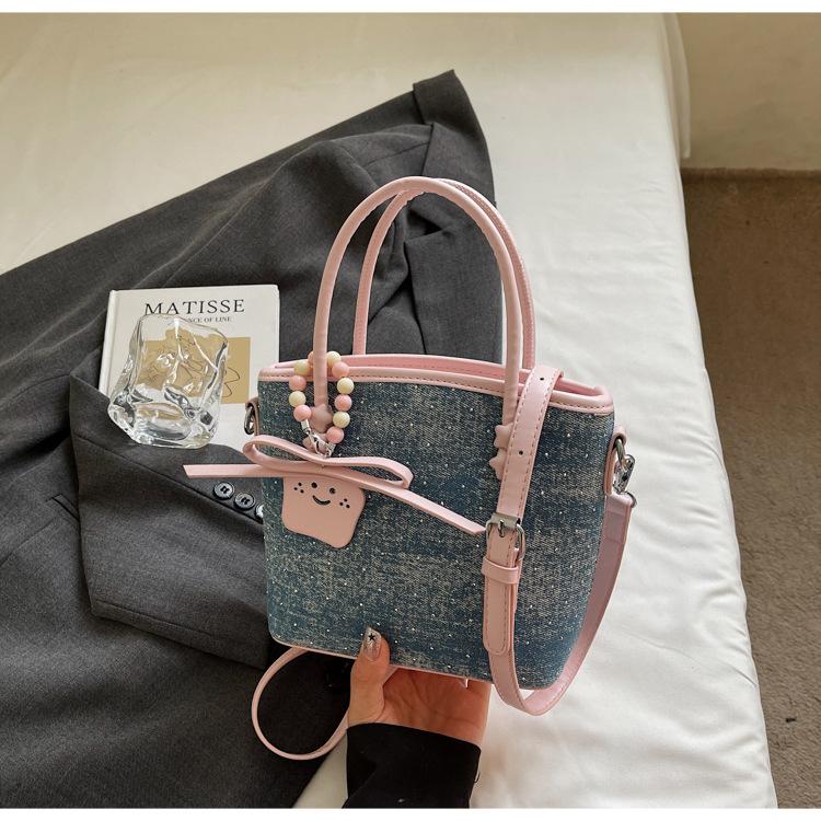 

Denim small bag women s 2025 fashion trend women s portable bucket bag trendy versatile bag casual shoulder messenger bag