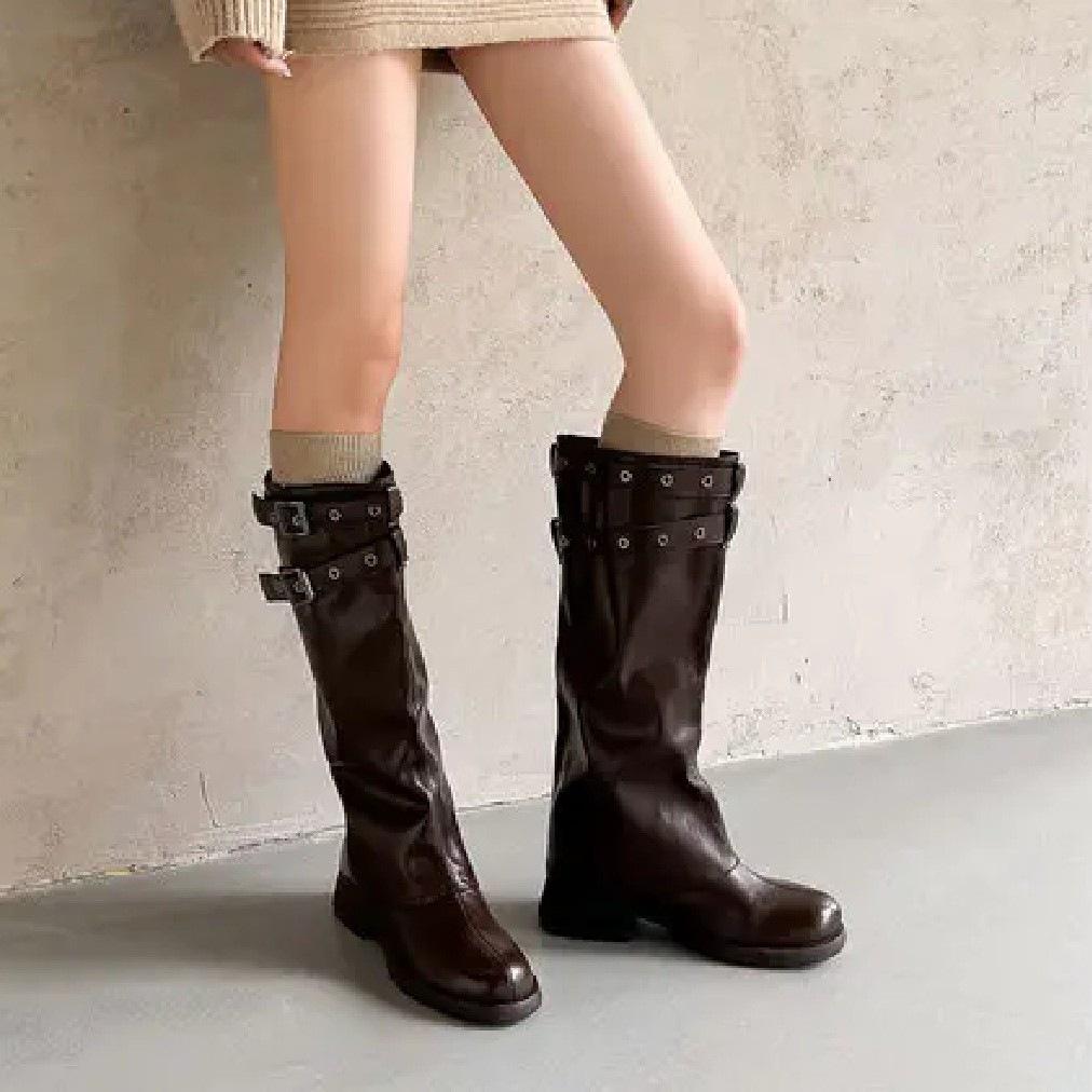 Square boots, stacked black locomotive boots, fashionable new pleated thick heels, trousers, belt buckle, long boots for women