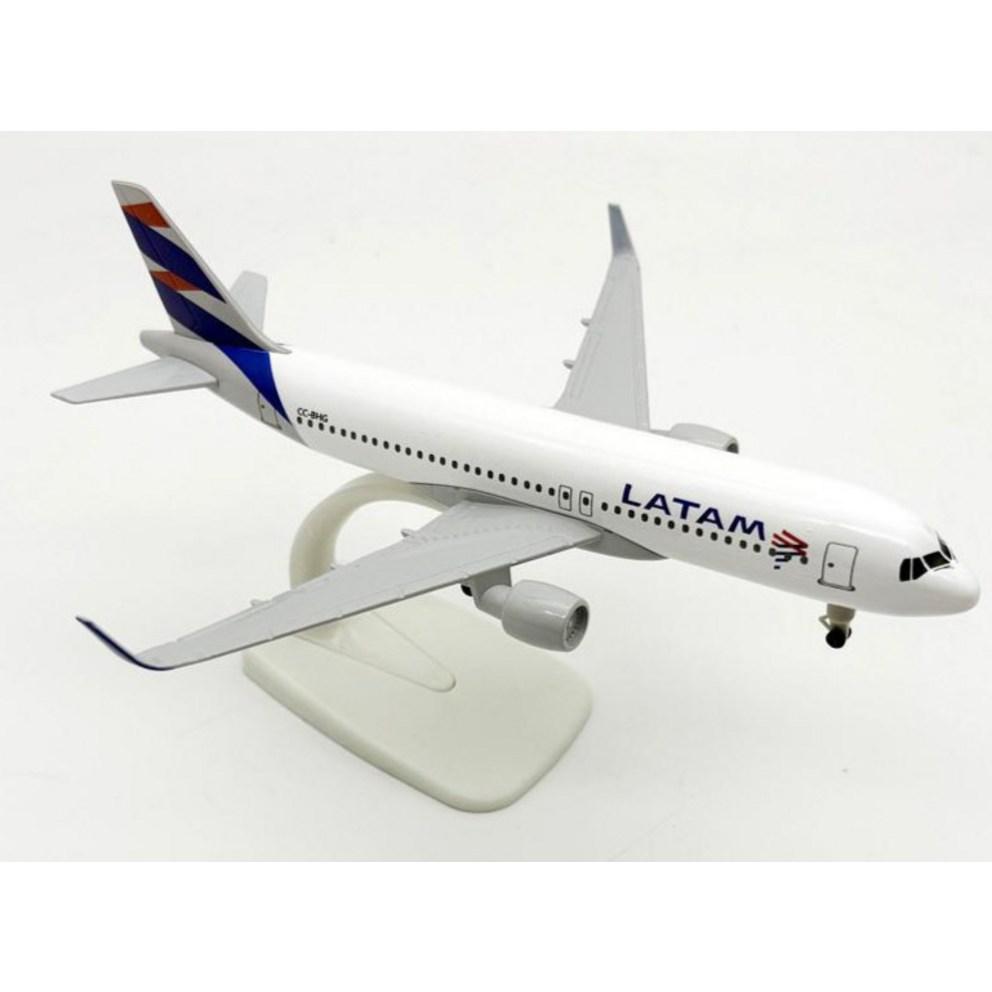 20cm Diecast Latam Airlines Model Airplane (20-320 Series)