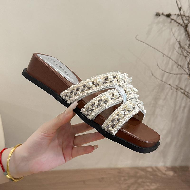 Xiaoxiangfeng High-heeled Slippers Women's Summer 2025 New Outer Wear Fashionable Pearl French with Skirt Comfortable Going Out Sandals