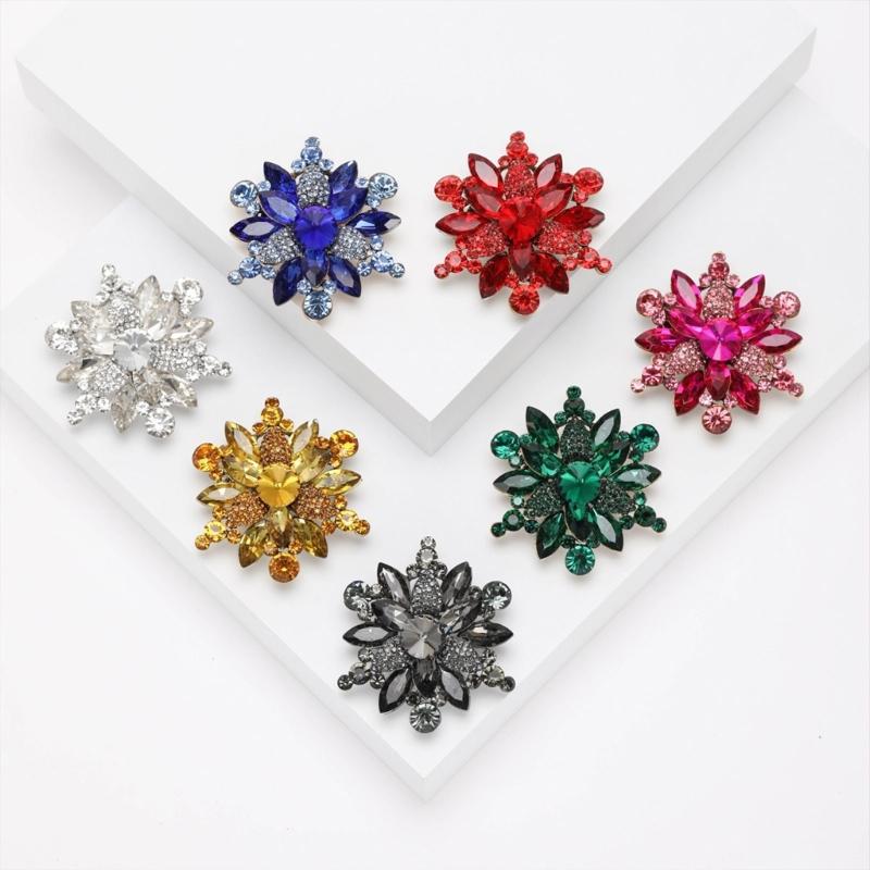 Crystals Flower Brooch For Women Elegant Party Wedding Accessories Portable Alloy Jewelry With Secure Clasp