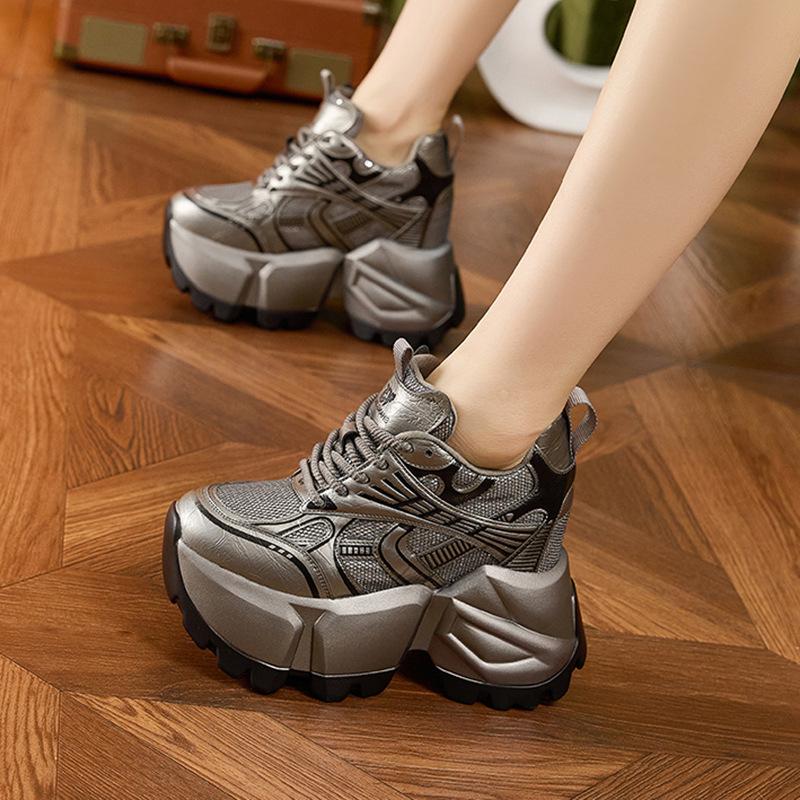 Plateau Dad Schuhe Damen 2025 Herbst und Winter neu silber klein innenhöhermachend Damenschuhe vielseitige lässige Sportschuhe