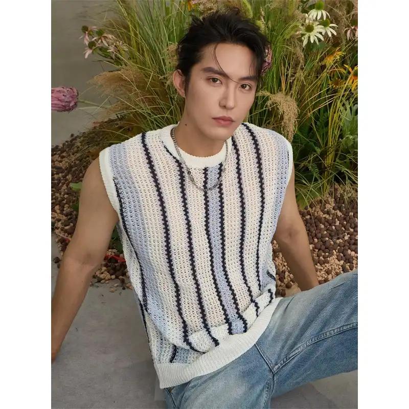 Модный вязаный жилет в ретро-полоску, жилет, жилет, летний новый товар, нишевый, минималистичный, универсальный, облегающий, мужской тренд, топ с круглым вырезом M белый