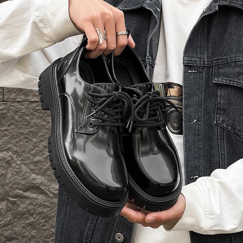 

Весной и летом новые британские кожаные туфли повседневная обувь усиливает модный тренд на поездки на работу парижские туфли дерби на платформе 3135-R 46