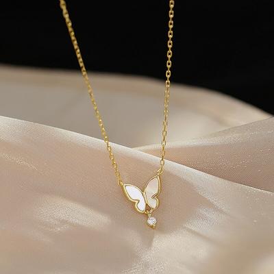 Mihan Zircon Butterfly Pendant Necklace Light Luxury Crystal Sweet Korean Temperament Chain Necklace For  Women Jewelry Gifts