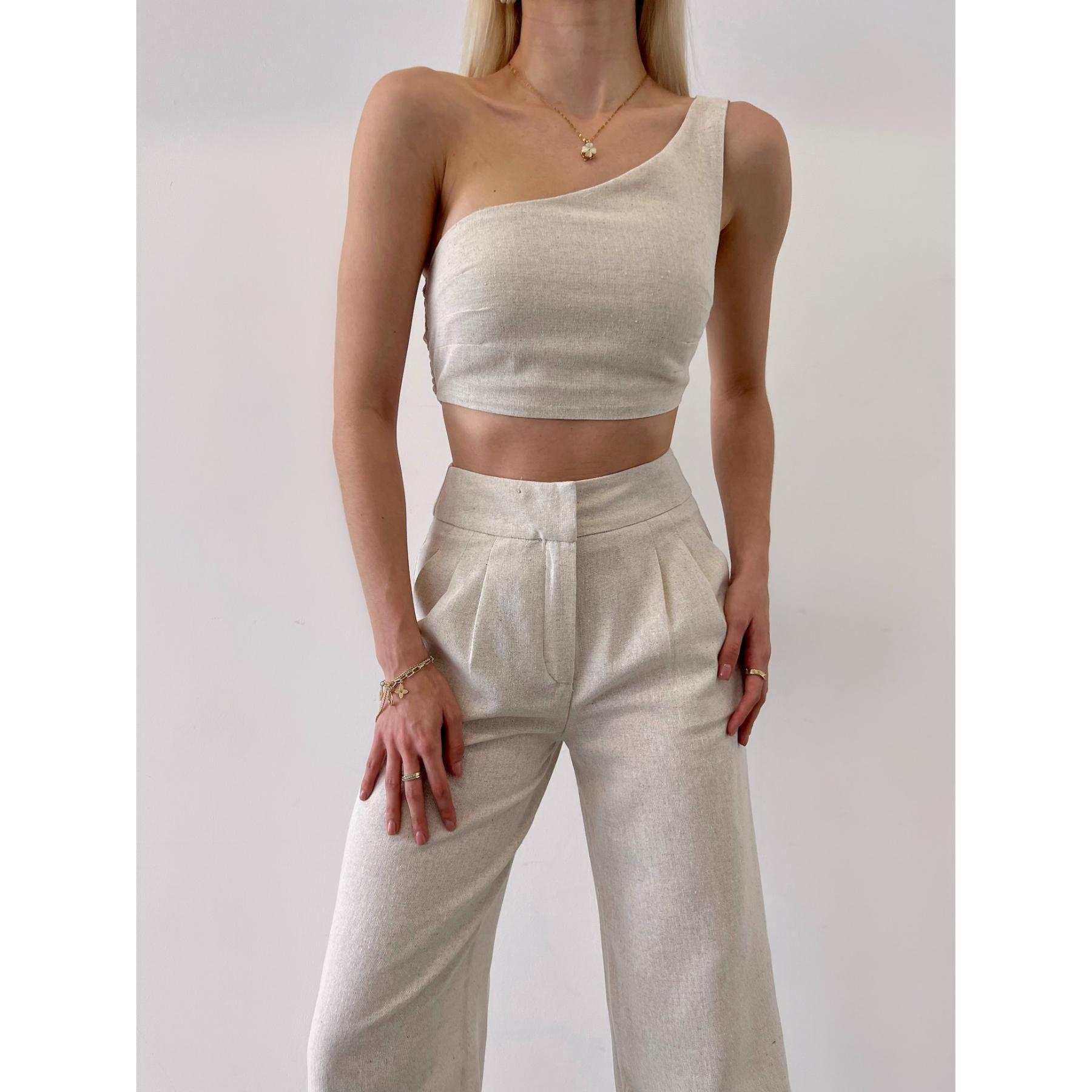 

Женский льняной костюм Livey