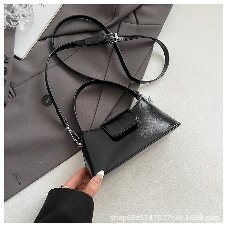 

Premium sense niche bag women s 2025 summer new versatile ins messenger bag popular single shoulder armpit bag чёрный