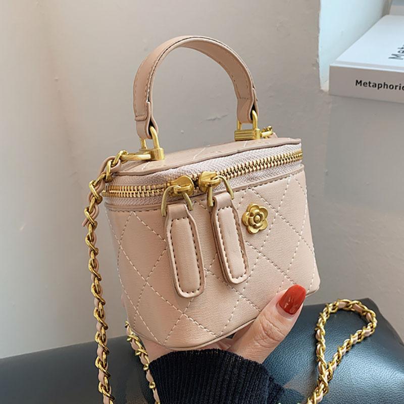 Handheld Chain Bag Women's New Fashion Shoulder Bag