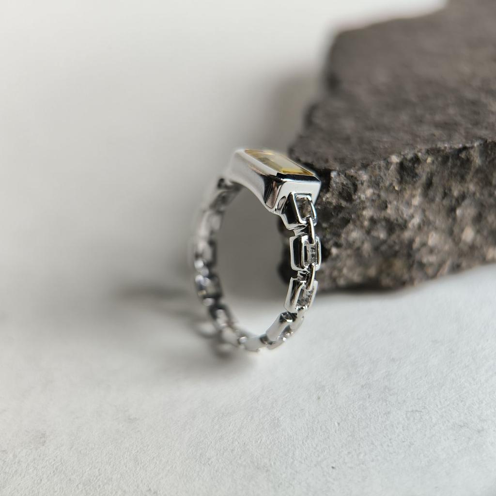 Серебряное кольцо с цитрином nano 1.325ct, вес изделия 3,17 гр (2189985)