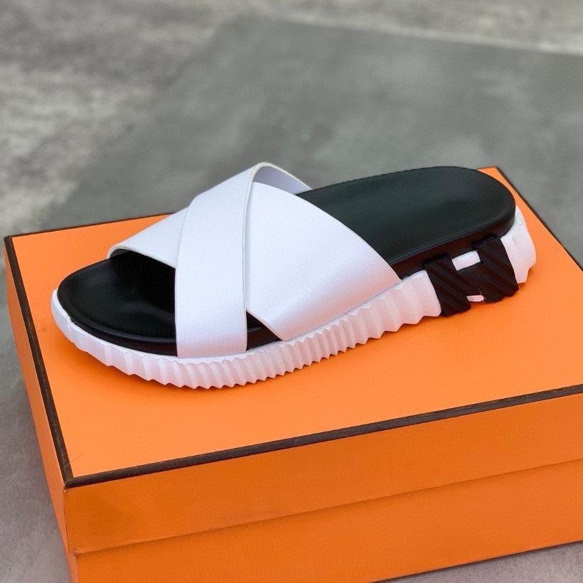 New Style Slippers Summer Trendy Sandals Thick-soled Non-slip Slippers Casual Wear Outside and On The Beach Fashionable