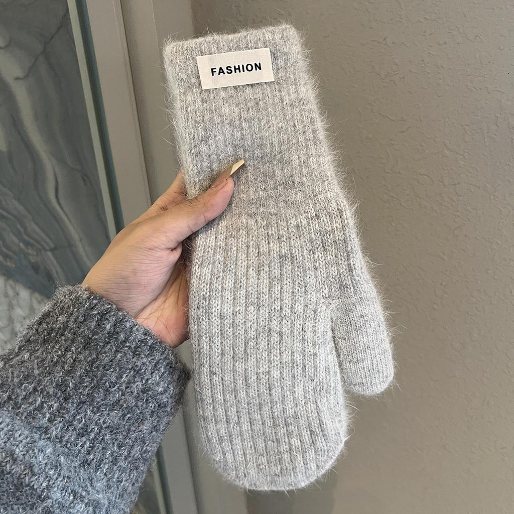 Solid color knit wool gloves winter women's 2025 new velvet warm windproof cold student riding tide