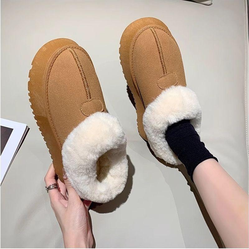 Winter Thick Soled and Furry Snow Boots for Women with Thick Foot Pedals for Warmth and Anti Slip Cotton Shoes