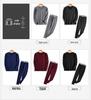 Men's Slim Fit Seamless Fleece-lined Thermal Underwear Set for Autumn