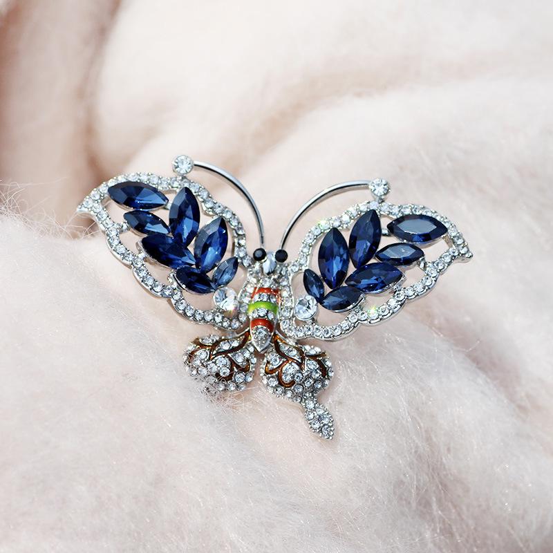Lux Rhinestone Butterfly Brooch: Chic Korean Crystal Pin and Versatile Fashion Accessory