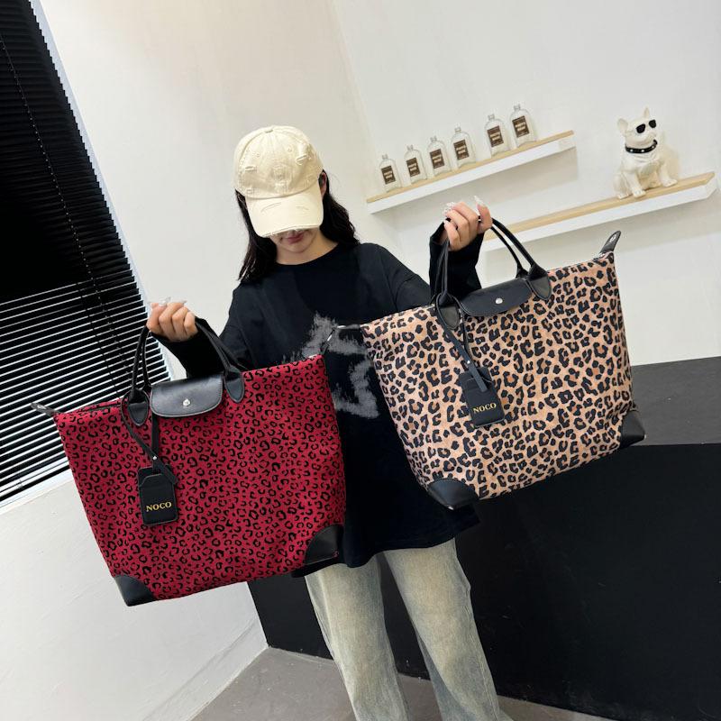 Leopard print travel bag women's new large-capacity multi-function personalized handbag sports fitness storage bag