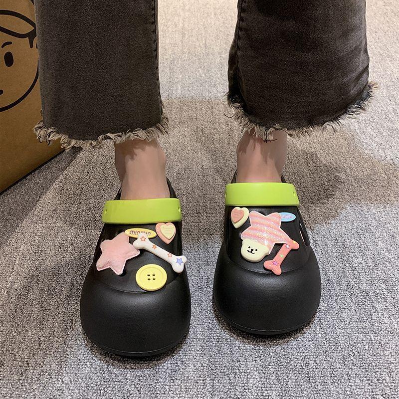 Small Casual Beach Bag Head Cool Slippers Women's 2025 New Versatile Star Thick-soled Hole Shoes Women's Summer Wear
