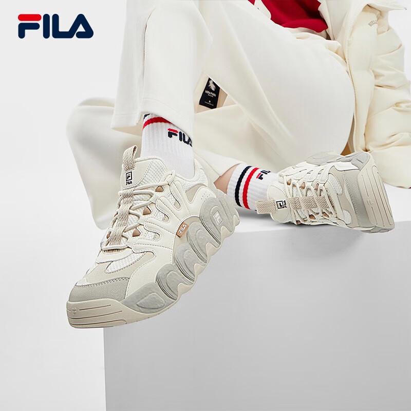 FILA Women s Retro Croissant Dad Shoes 5.5