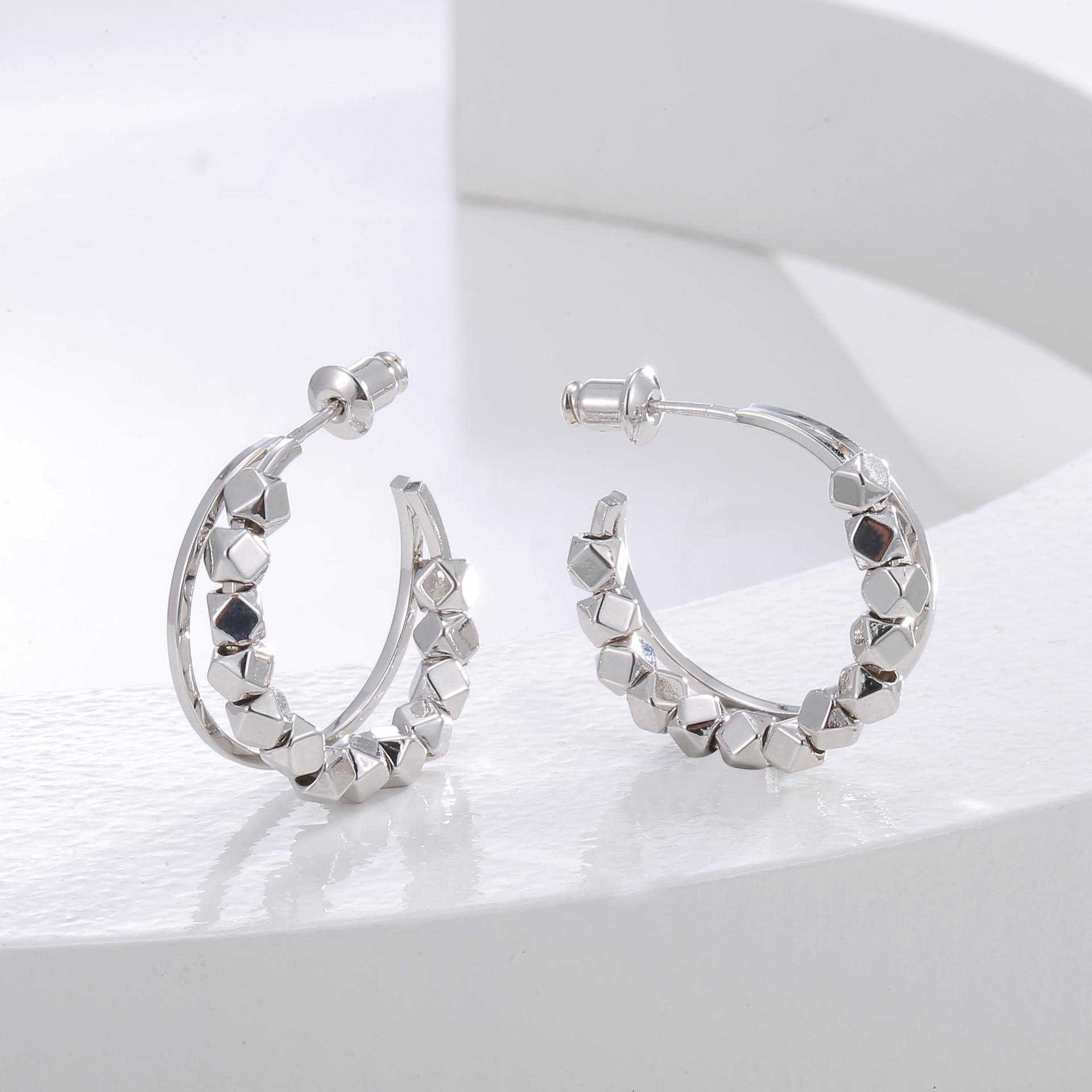 

Модные серьги из металла с квадратными бусинами, серебряные иглы 925 пробы, индивидуальный дизайн, модные серьги