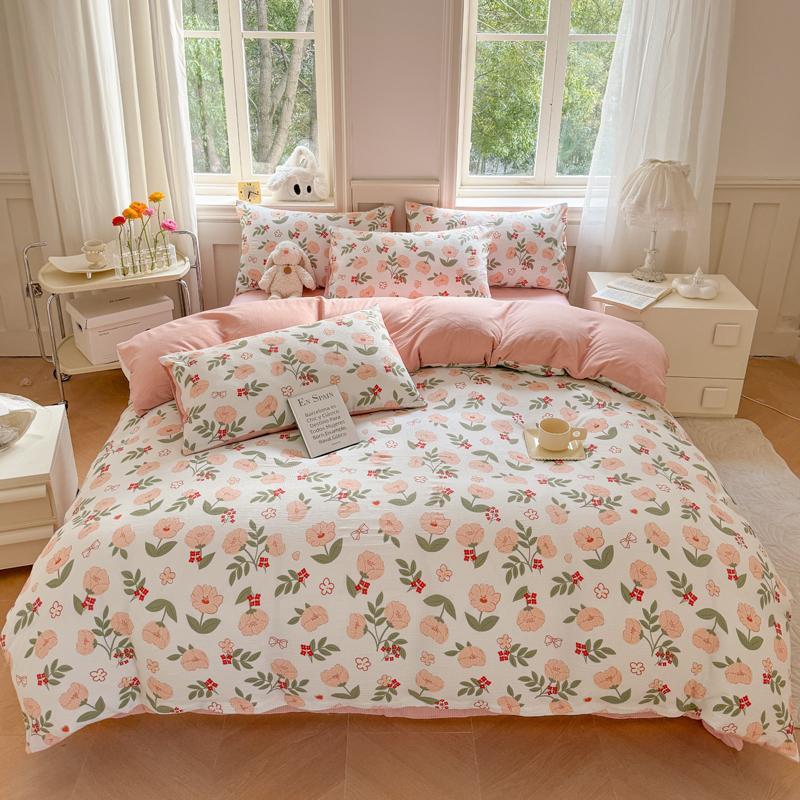 Romantic Floral Love Heart Duvet Cover Queen 4 Pcs Kawaii Strawberry Bedding Set For Girl Teen Reversible Pink Comforter Cover
