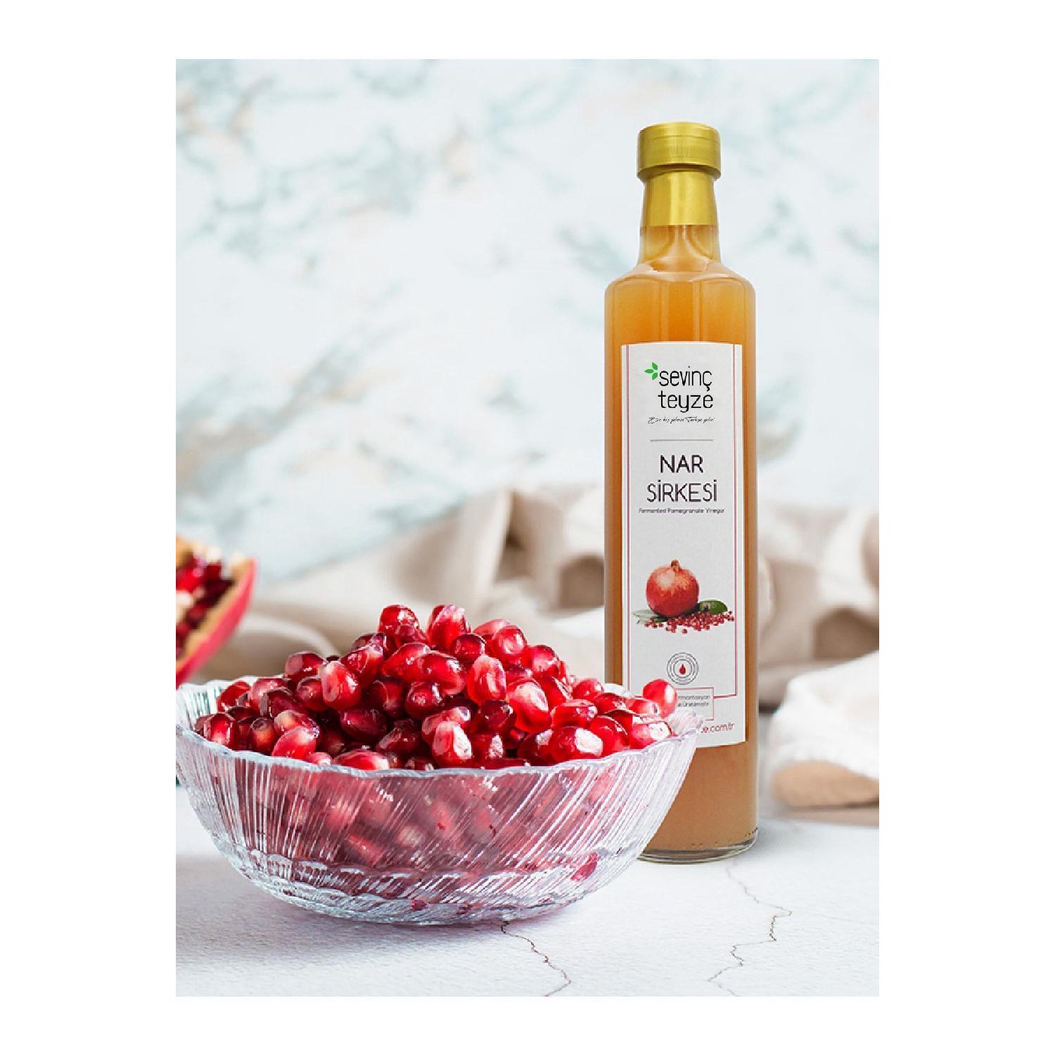 

Aunt Sevin Natural Fermentation Pomegranate Vinegar, Pomegranate Vinegar 500ml.