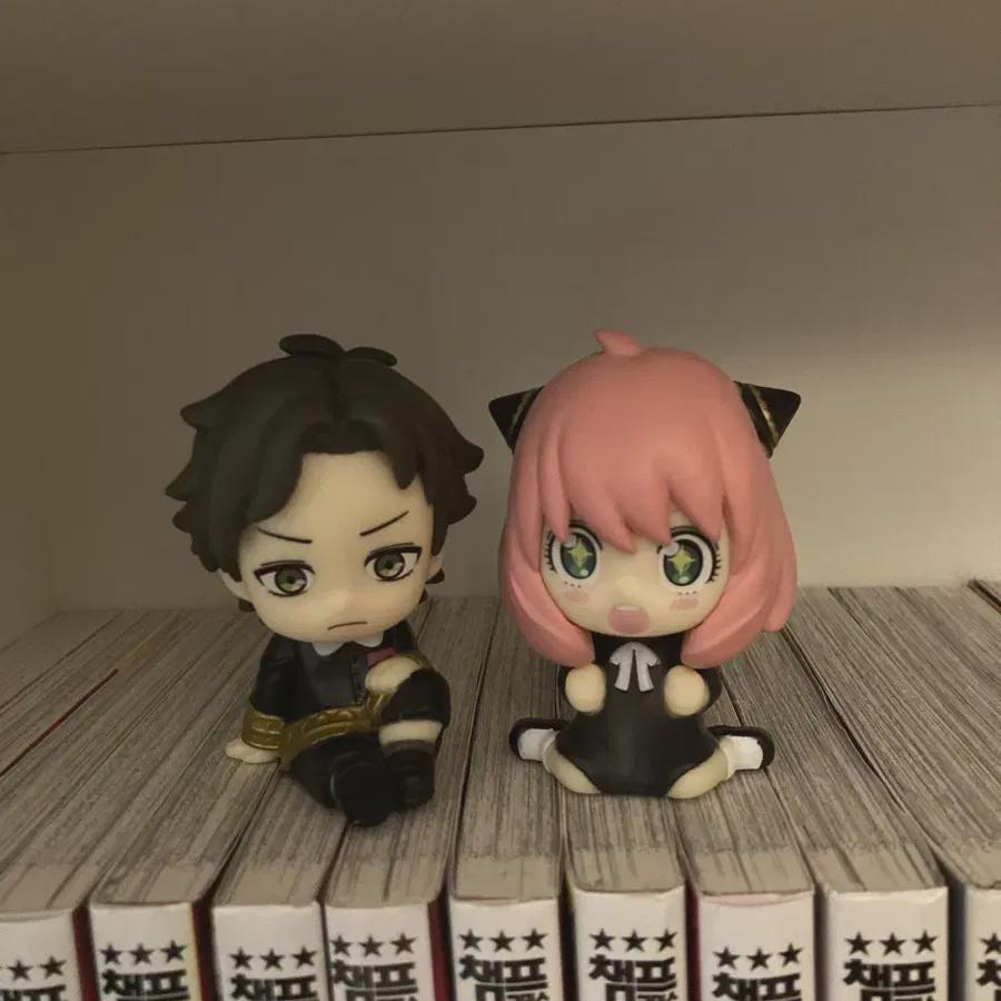 

Spy Family Anya Damian Figure