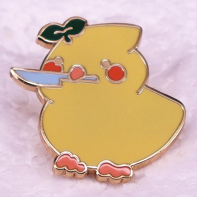 Cartoon Parrot Brooch: Cute Yellow Knife-Holding Bird Badge Accessory