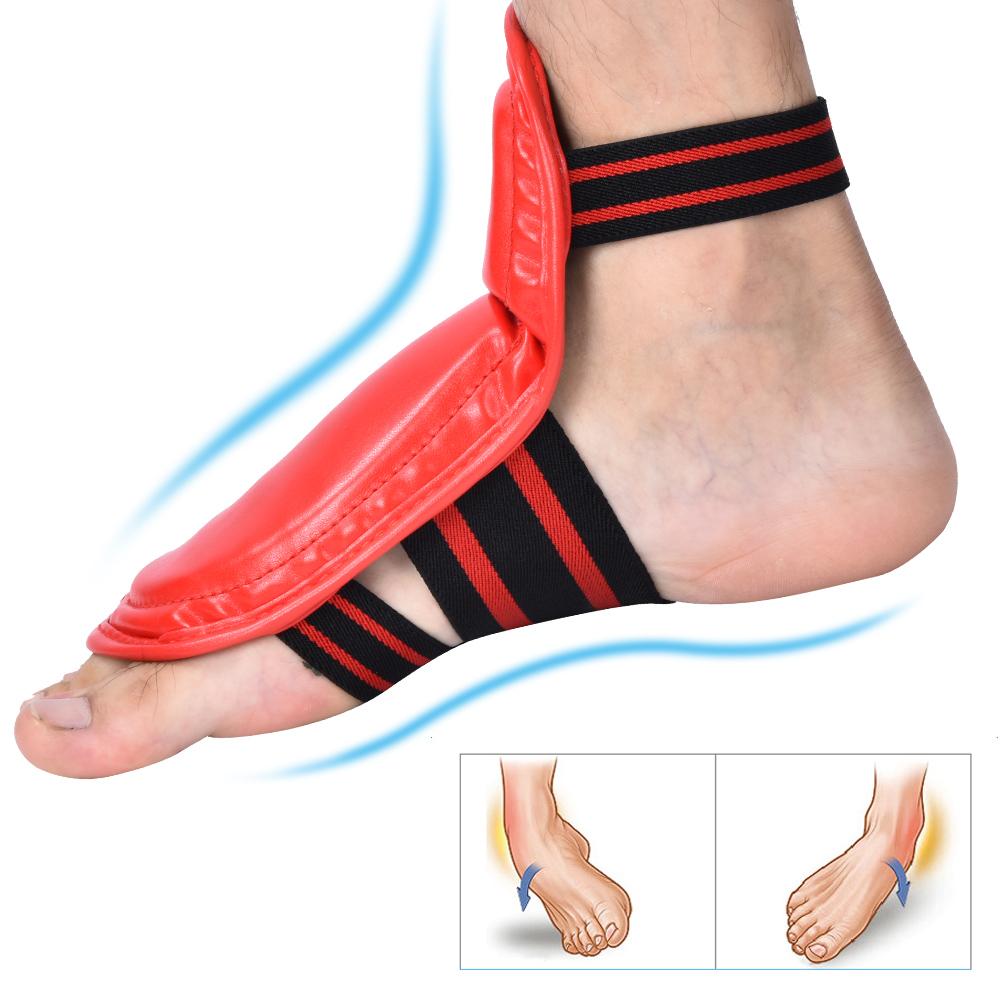 EVA Pad Instep Guards Foot Guard Protector for Boxing MMA Muay Thai(black)