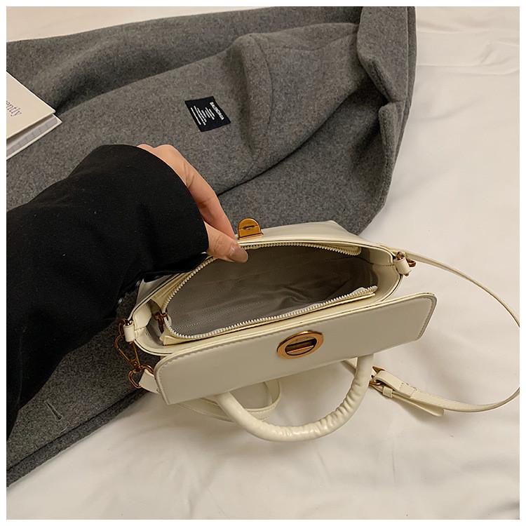 IELGY Ladies Messenger Bag Retro Portable All-Match Casual Portable
