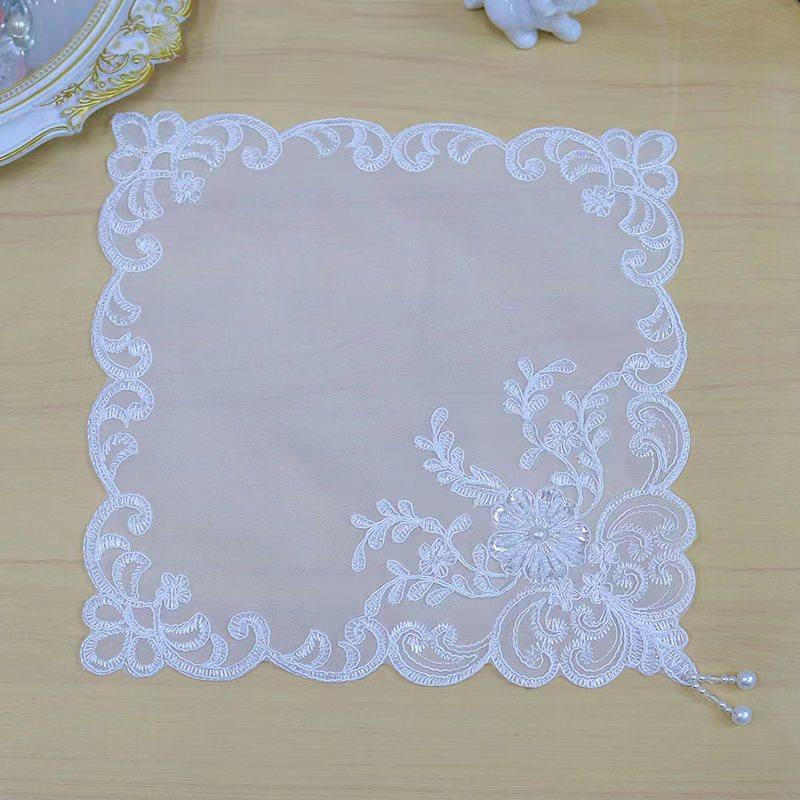 Populära pärlor blommor broderi bordsunderlägg dyna duk Bröllop Jul bordsunderlägg kök Bordsdekoration och tillbehör