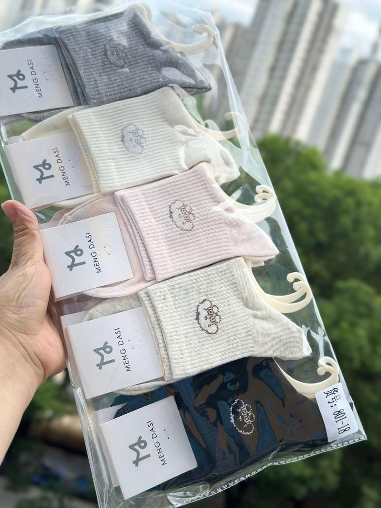 Autumn/Winter 10-Pack Women's Mid-Calf Cartoon Socks - Cute, Comfortable, Fashionable, College Style Cotton Sports Socks