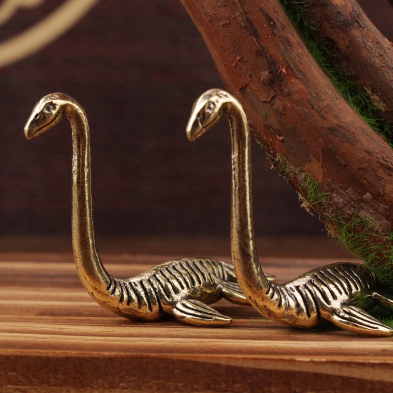 Loch Ness Monster Handmade Figurine 1Pcs Vintage Antique Brass Collectible Ornament for Living Room Desktop Home Decor Gift
